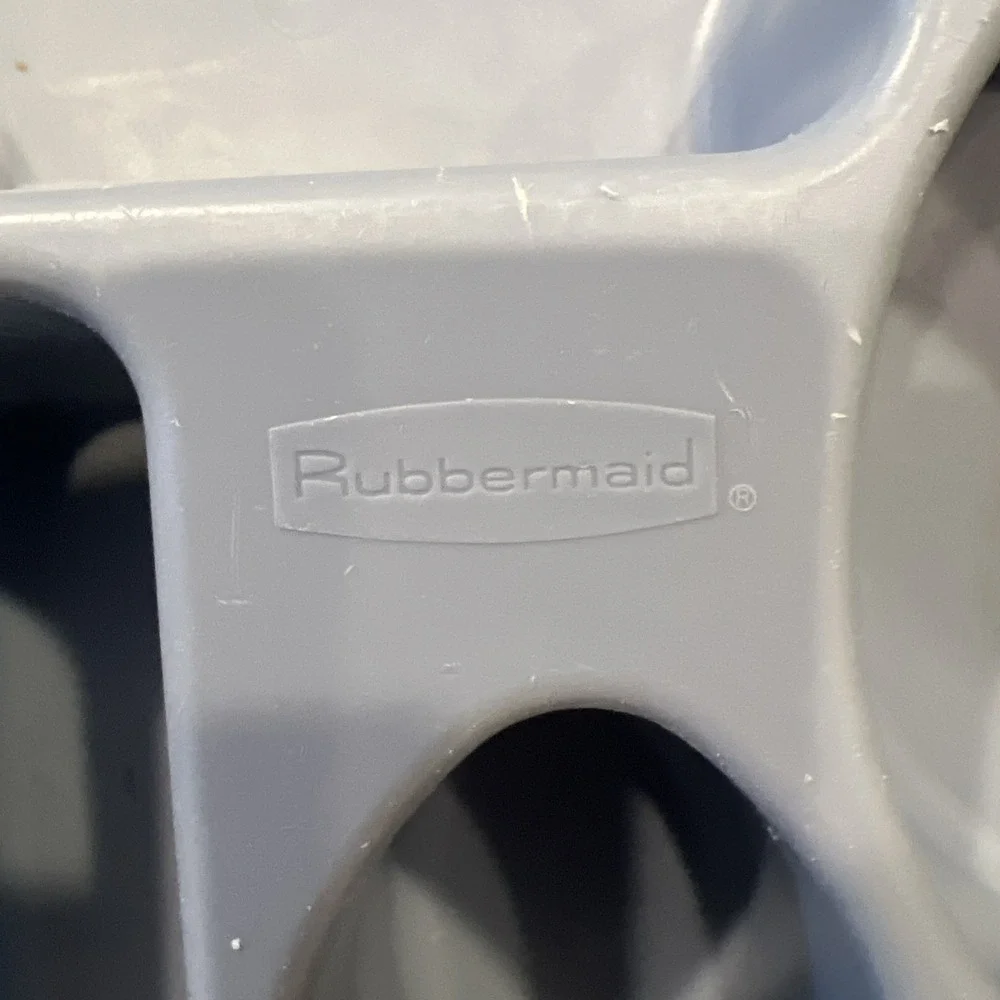 Rubbermaid product vintage